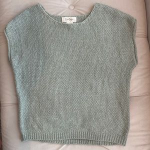 Spring light green sleeveless sweater top